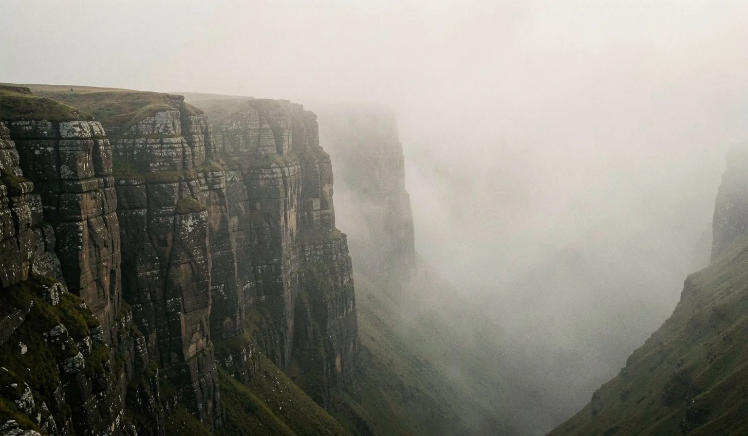 Misty landscape of Sheffield limestone edges